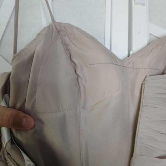 WToo Taupe Bridesmaid Crinkle Chiffon Maxi Dress Womens 0 Neutral Boho - Picture 8 of 11